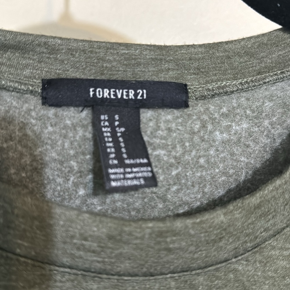 Forever 21 elbow patches sweater - Picture 2 of 5